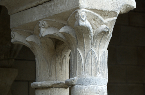Capiteles de la galería oriental del claustro de vallbona adornos vegetales